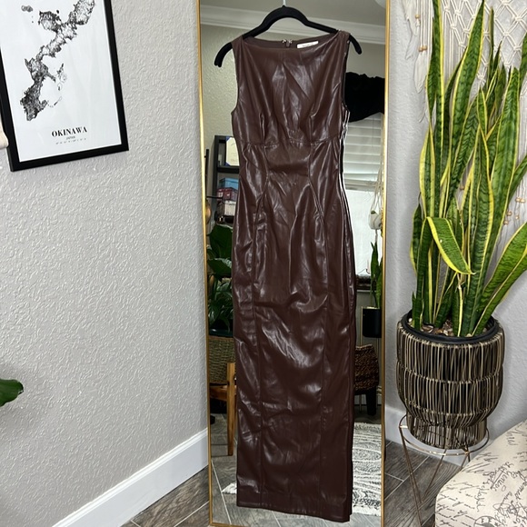 HOUSE OF CB 'Sahara' Cocoa Vegan Leather Maxi Dress NWOT - Picture 5 of 8